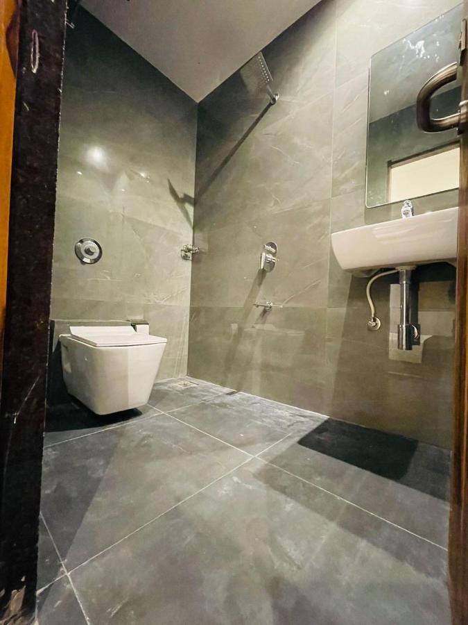 Hotel Hilton Suites ムンバイ エクステリア 写真